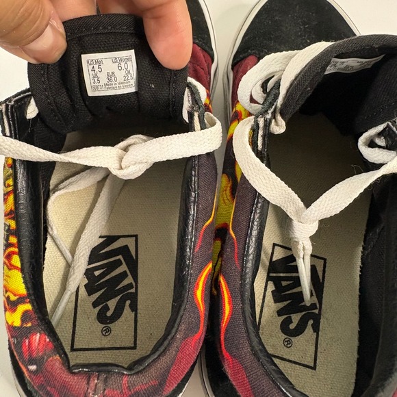 Vans Samurai Rising Old Skool Skate Shoes Flame Skull - Boys size 4.5 - Picture 8 of 13